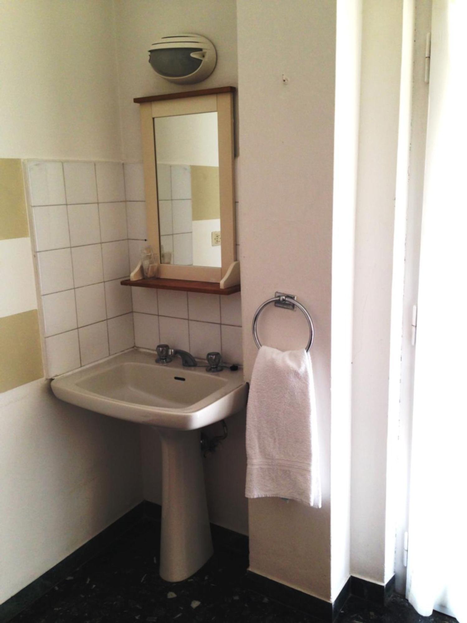 Albergo La Neigra Σέστρι Λεβάντε Εξωτερικό φωτογραφία
