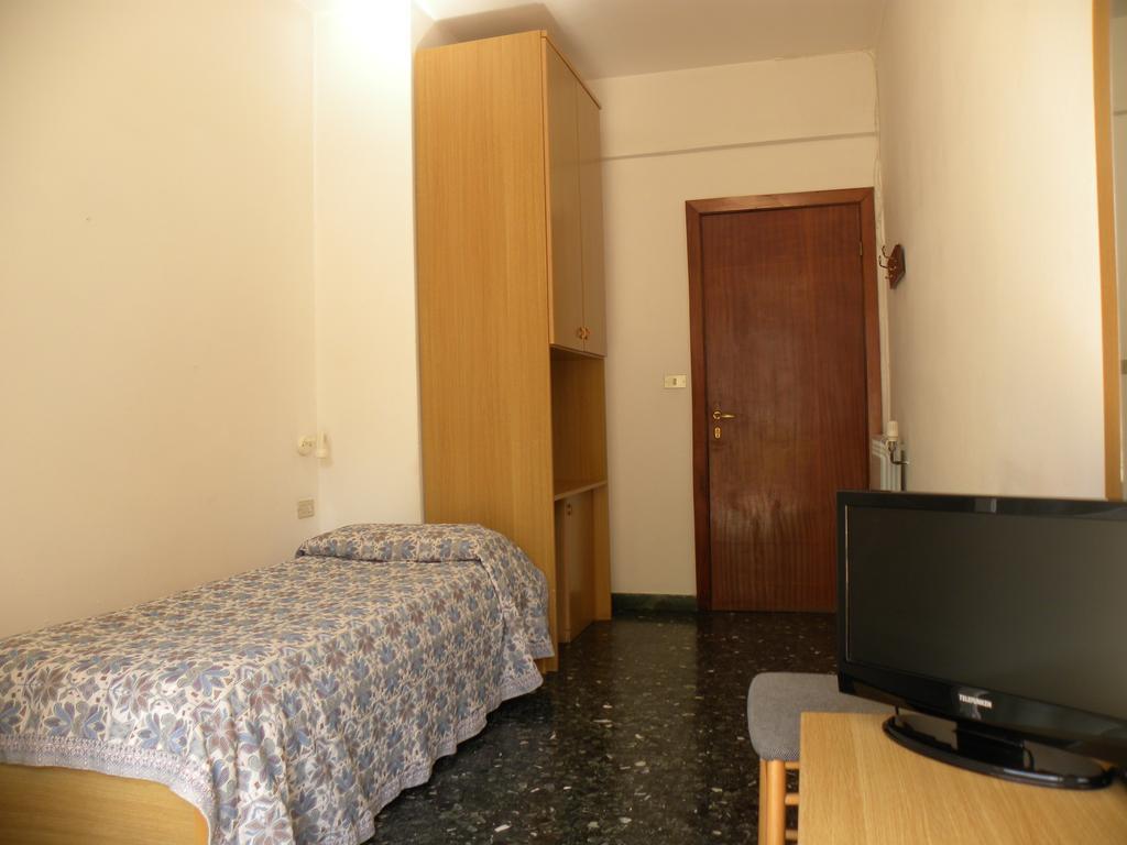 Albergo La Neigra Σέστρι Λεβάντε Δωμάτιο φωτογραφία